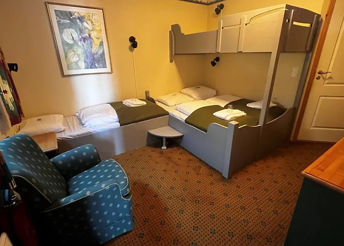 ホテル Konferansehotell As Sirevåg